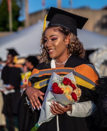 Купить красный диплом в Шахтах