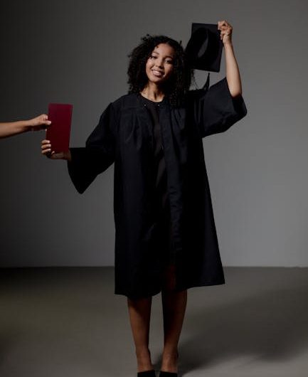 Купите диплом вуза с занесением в реестр быстро